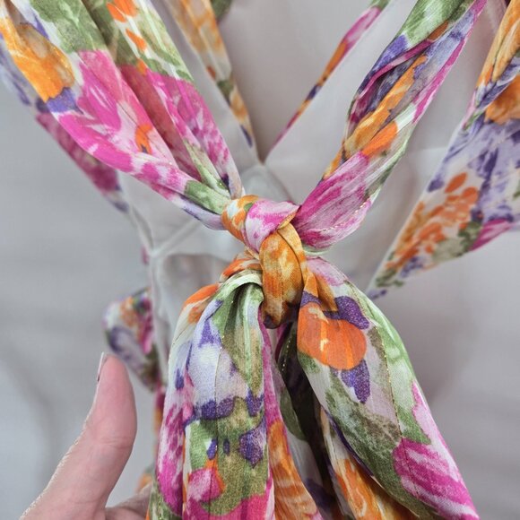 NWT Luxxel Tropical floral cut out mini backless romper size large - Picture 5 of 9